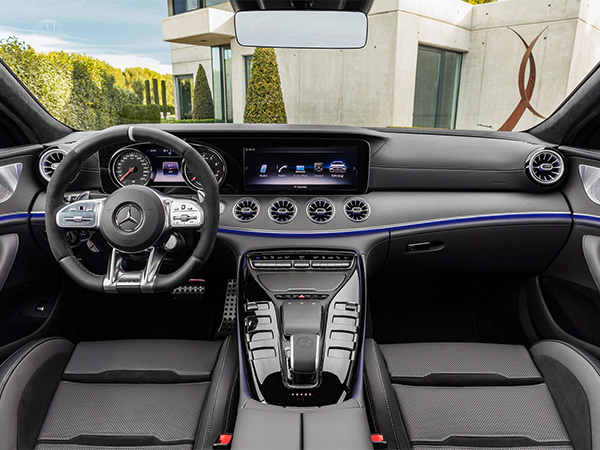 GT من مرسيدس-AMG: كوبيه جديدة بأربعة أبواب... أداء قوي وتصميم مؤثر